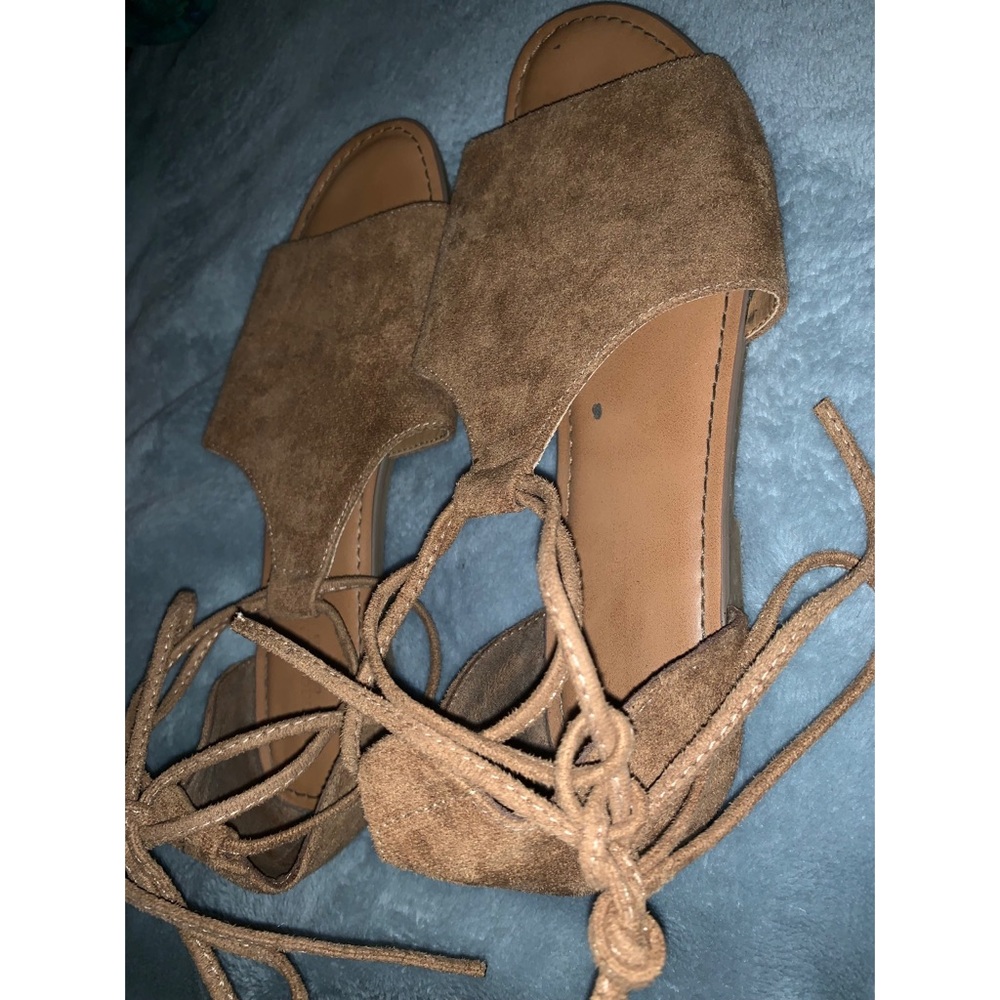 Tan lace up American Eagle sandals